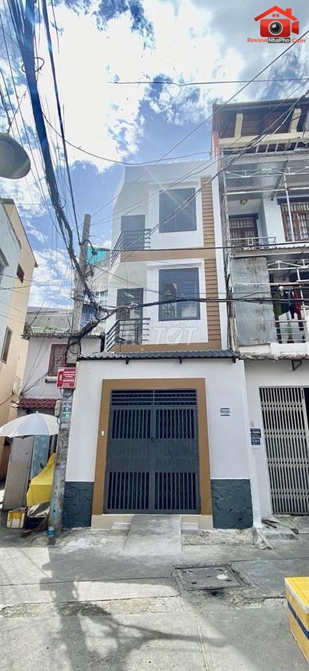 Review nhà phố Tân Bình với 4 phòng ngủ và sổ hồng riêng giá 7.39 tỷ