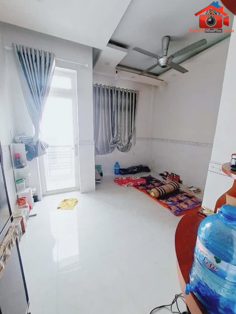 Review nhà phố sát mặt tiền Tân Hương phường Tân Quý quận Tân Phú TP.HCM
