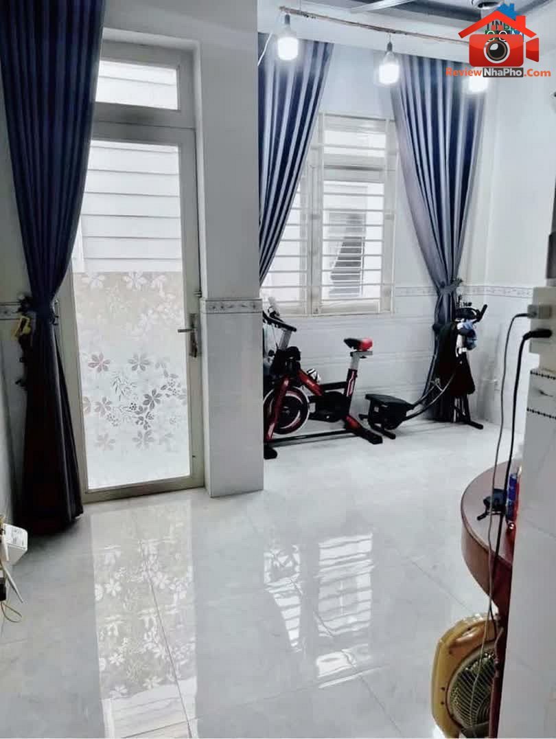 Review nhà phố sát mặt tiền Tân Hương phường Tân Quý quận Tân Phú TP.HCM