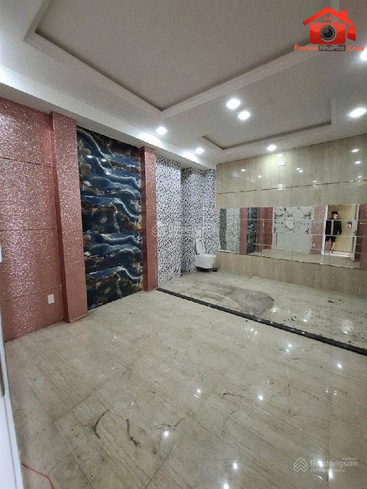 Review nhà phố TP.HCM – Nhà 17PN hiện đại, tiện ích đầy đủ