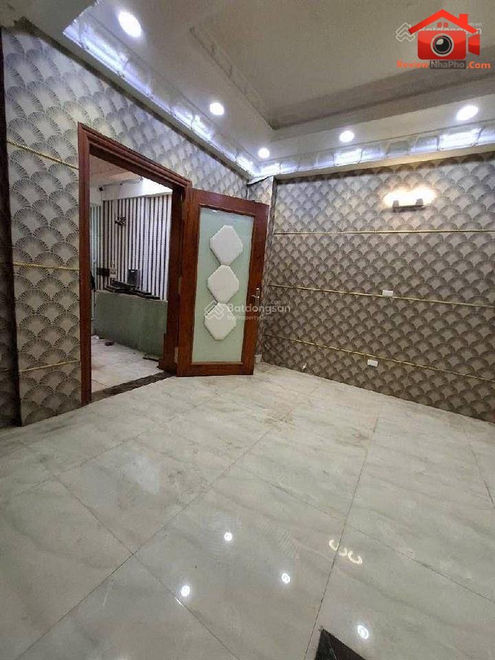 Review nhà phố TP.HCM – Nhà 17PN hiện đại, tiện ích đầy đủ