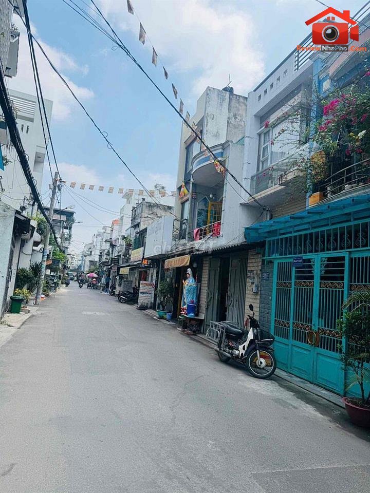 Review nhà phố mặt tiền hẻm 208 Đường Số 5 Quận Bình Tân TP.HCM giá 9 tỷ