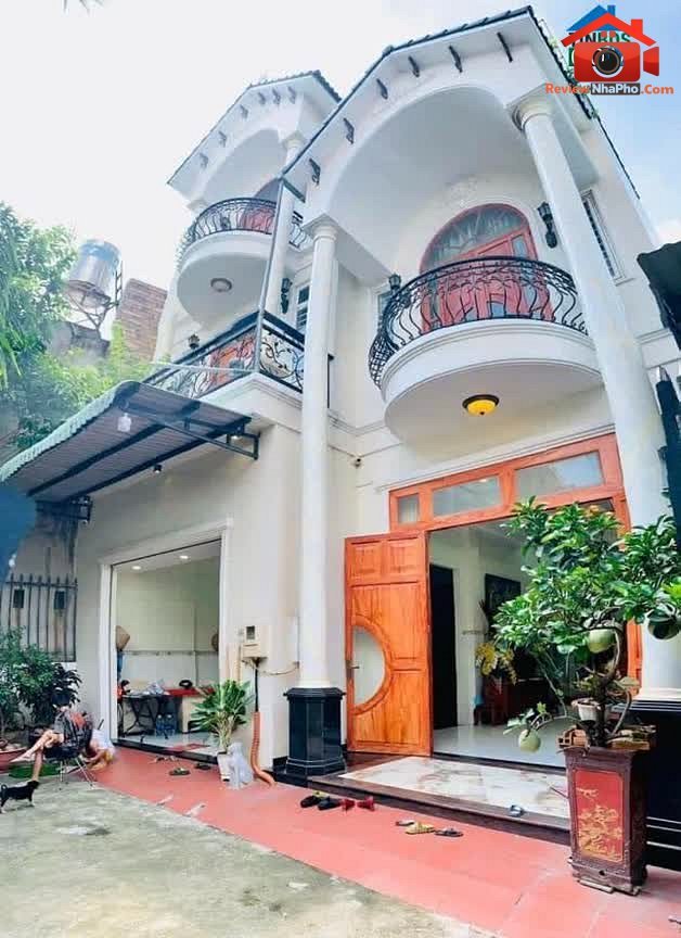 Review nhà phố Bình Tân TP.HCM với diện tích 116m², giá 10.5 tỷ