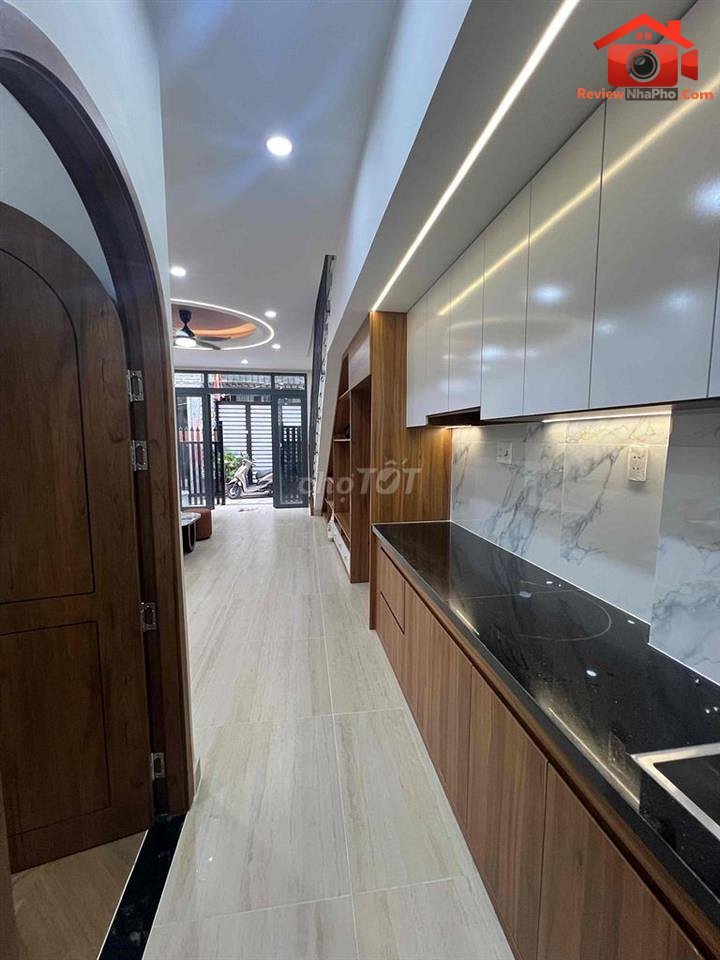 Hạ Giá 200, Thân Mời Anh Em MG bán giúp – Giá: 6.18 tỷ 40 m2 3 3