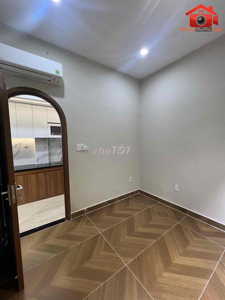 Hạ Giá 200, Thân Mời Anh Em MG bán giúp – Giá: 6.18 tỷ 40 m2 3 3