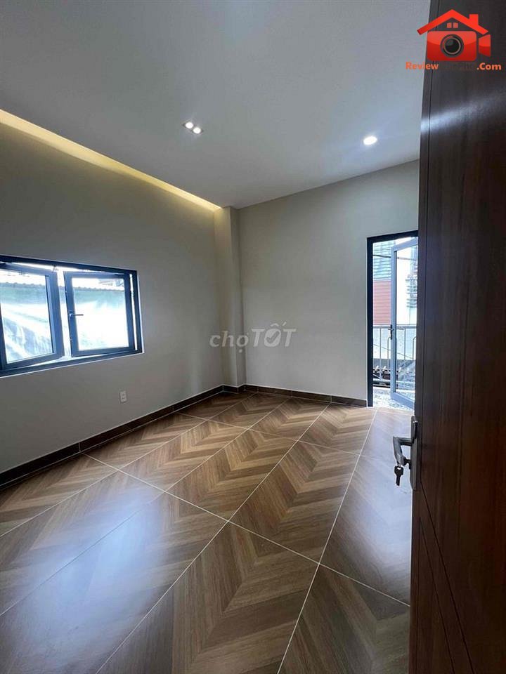 Hạ Giá 200, Thân Mời Anh Em MG bán giúp – Giá: 6.18 tỷ 40 m2 3 3