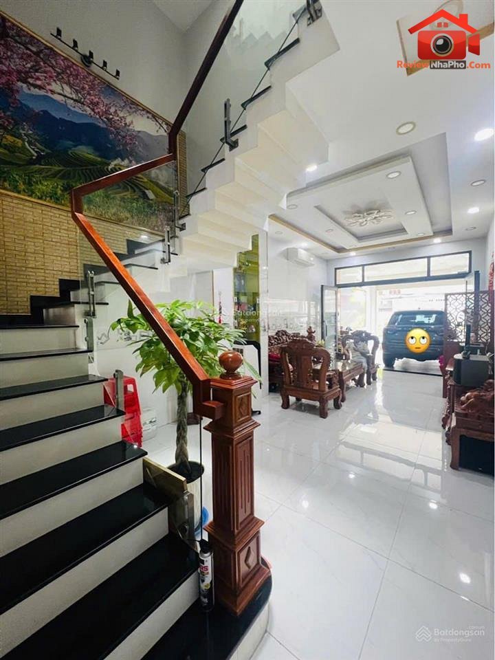 Review nhà phố 4 tầng giá 7.9 tỷ tại Đoàn Phú Tứ, Bình Tân, TP.HCM