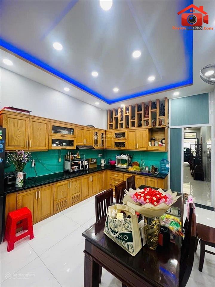 Review nhà phố 4 tầng giá 7.9 tỷ tại Đoàn Phú Tứ, Bình Tân, TP.HCM