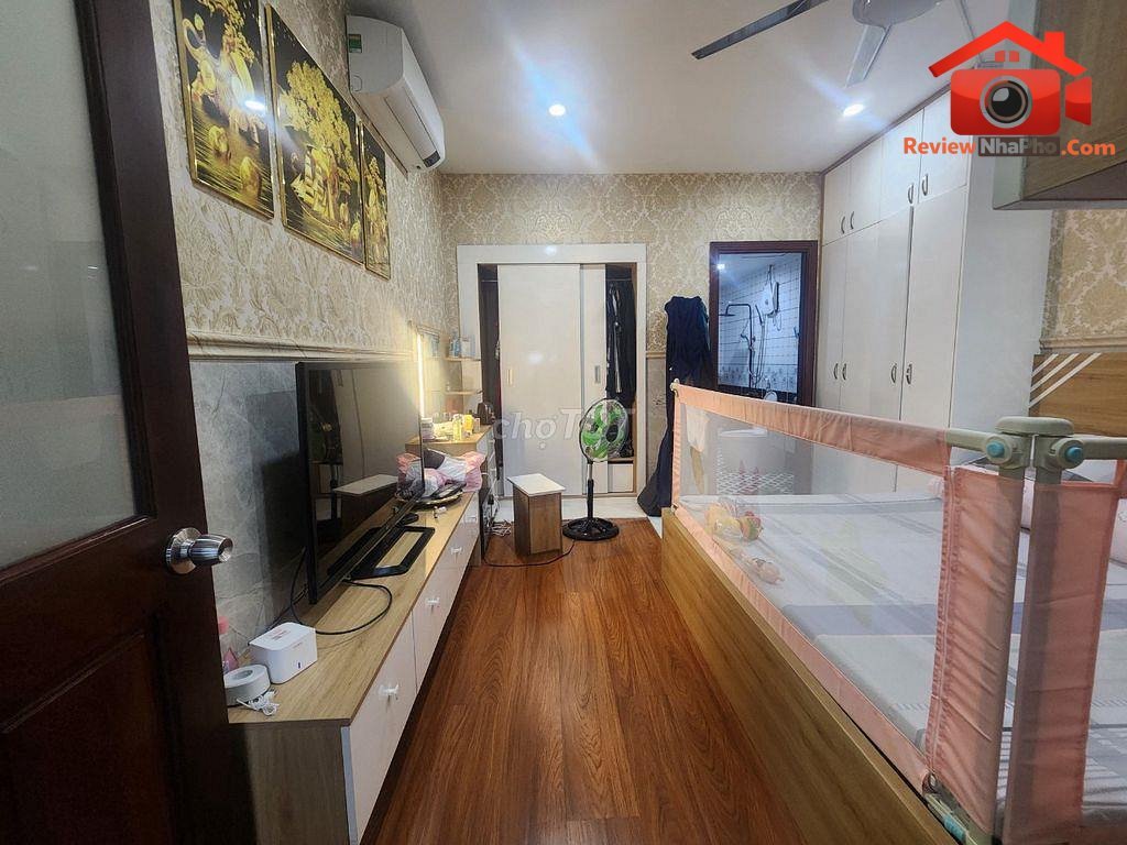 Review nhà phố Quận Tân Bình TP.HCM – Căn hộ 2 phòng ngủ giá 3.9 tỷ