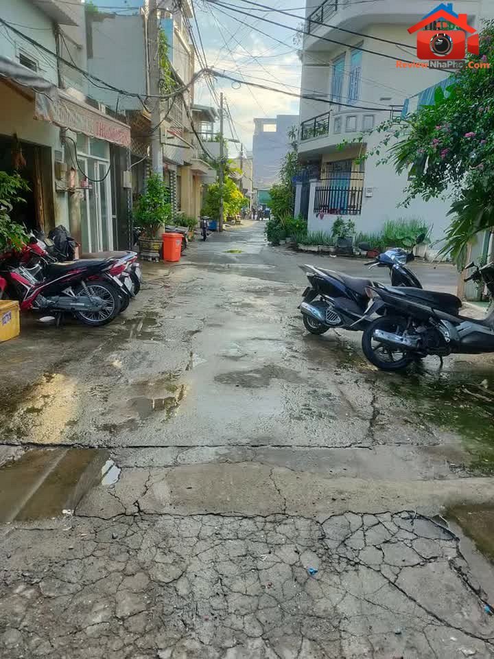Bán nhà phố Bình Tân TP.HCM, 62m², giá 5.15 tỷ, ô tô vào tận nhà