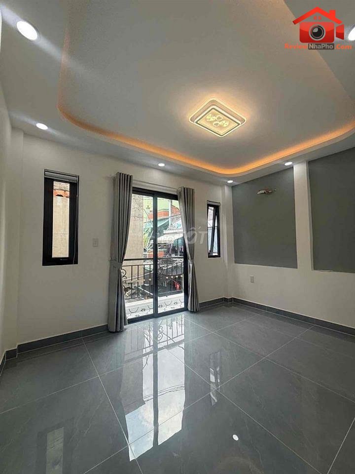 Review nhà phố Trịnh Đình Trọng Quận Tân Phú TP.HCM – 40m2 giá 4.85 tỷ