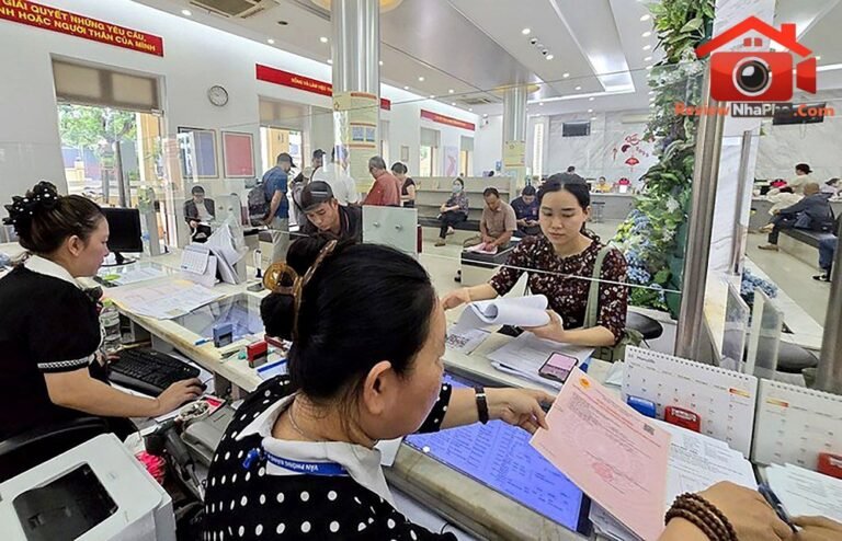 Pháp lý nhà đất: Giải quyết hồ sơ sổ hồng khi hàng xóm không ký
