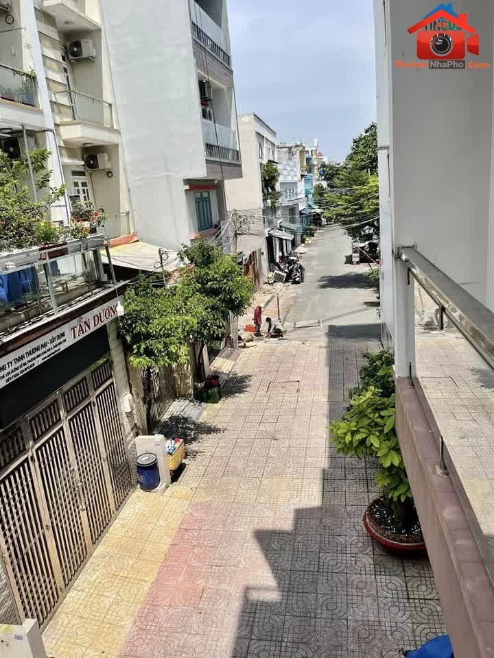 Review nhà phố quận Bình Tân TP.HCM giá 6.2 tỷ, 81m², mặt phố sát mặt tiền