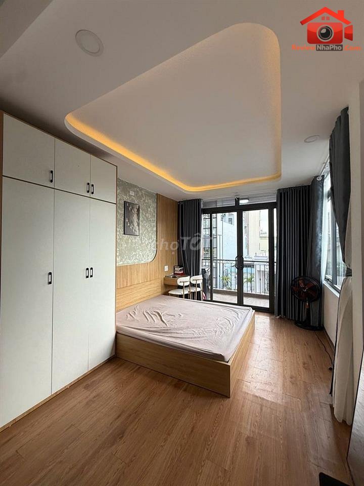 Review nhà phố TP.HCM: Căn nhà mặt tiền Lê Quốc Trinh, Quận Tân Phú