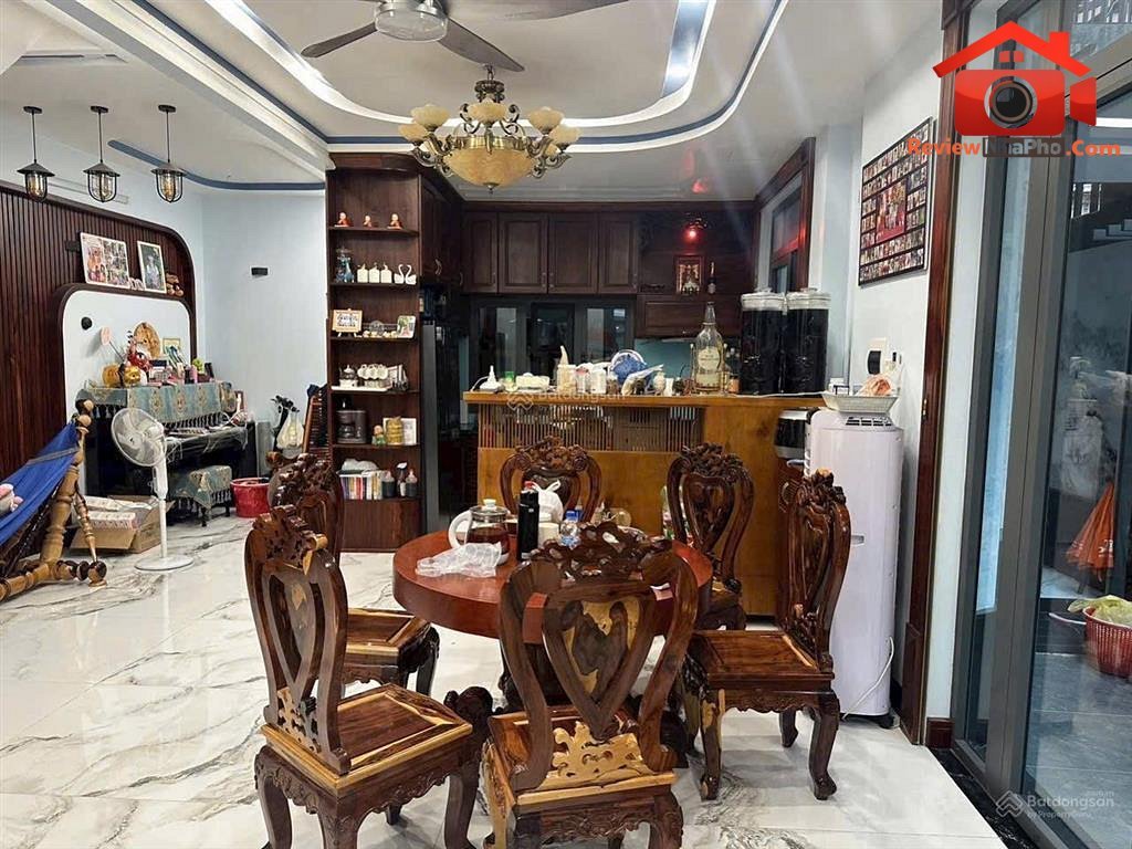 Review nhà phố Bình Tân TP.HCM – Biệt thự trung tâm khu Tên Lửa 168m2 giá 23.8 tỷ