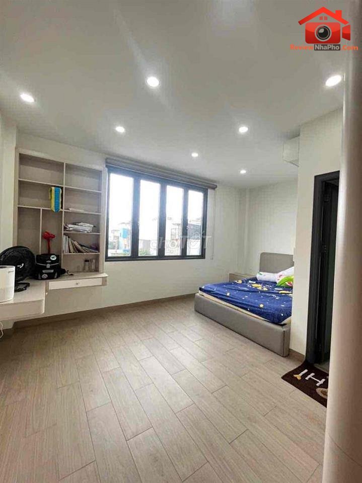 Review nhà phố Quận Bình Tân TP.HCM 100m2 giá 10.8 tỷ tặng nội thất