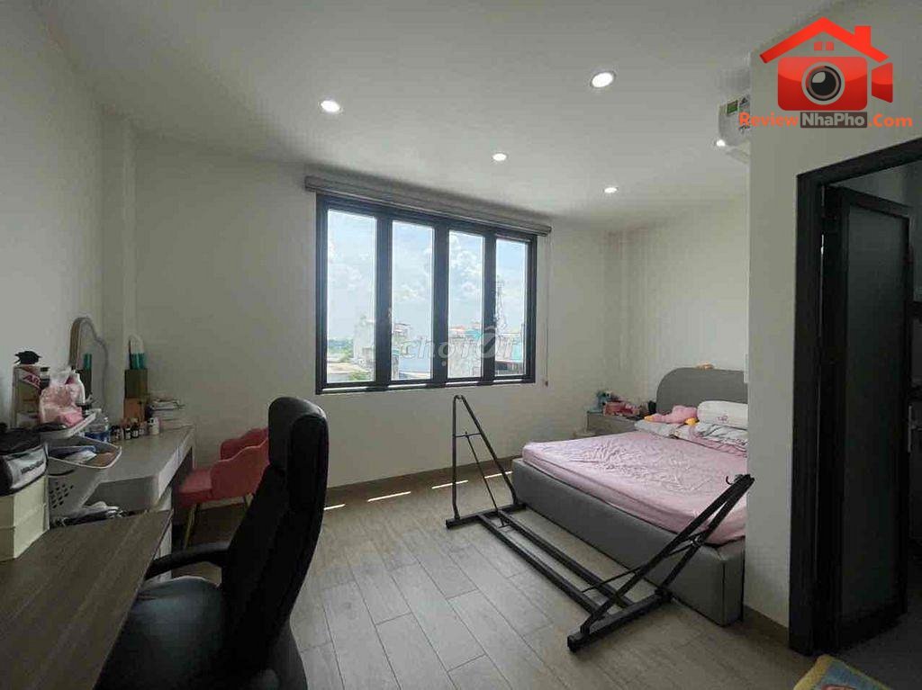 Review nhà phố Quận Bình Tân TP.HCM 100m2 giá 10.8 tỷ tặng nội thất