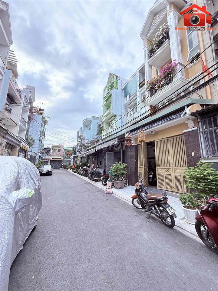 Review nhà phố Quận Tân Bình TP.HCM giá 11.3 tỷ với 6 phòng ngủ