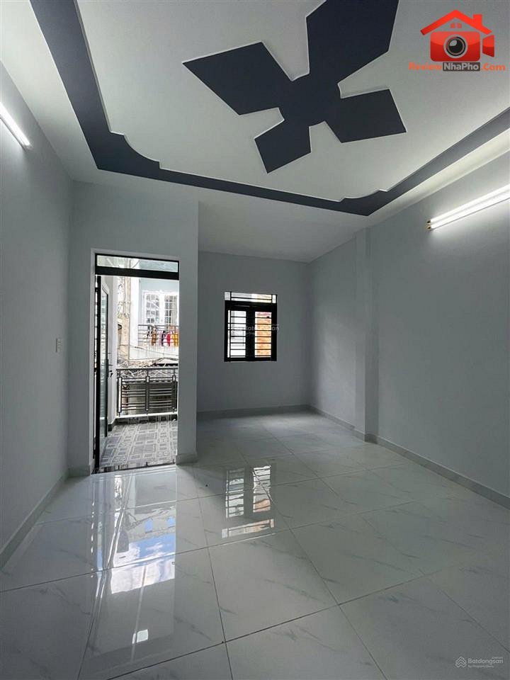 Review nhà phố 2 phòng ngủ hẻm xe hơi Quận Bình Tân, giá 3 tỷ
