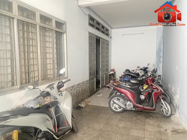 Review nhà phố đường Lạc Long Quân Tân Bình TP.HCM… – Bán nhà mặt phố Quận Tân Bình – TP Hồ Chí Minh giá BÁN 20 – 40 tỷ