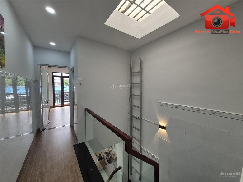 Review nhà phố Quận Bình Tân TP.HCM hẻm xe tăng đỗ cửa giá 4.6 tỷ