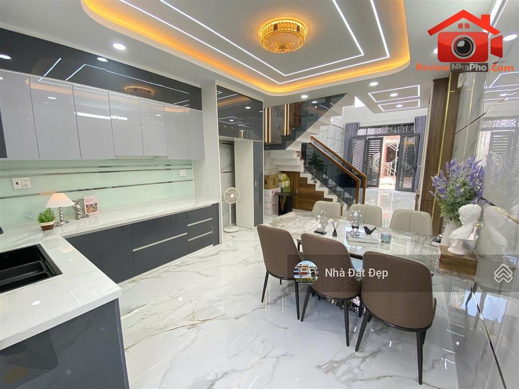 Review nhà phố 5 tầng đường Mã Lò Quận Bình Tân, TP.HCM giá 7.4 tỷ