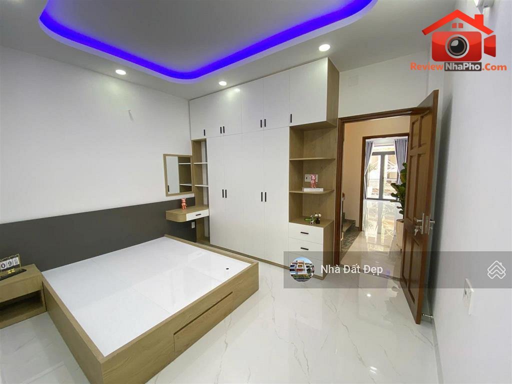 Review nhà phố 5 tầng đường Mã Lò Quận Bình Tân, TP.HCM giá 7.4 tỷ
