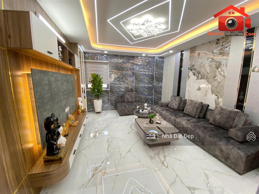 Review nhà phố 5 tầng đường Mã Lò Quận Bình Tân, TP.HCM giá 7.4 tỷ