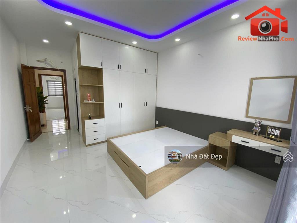 Review nhà phố 5 tầng đường Mã Lò Quận Bình Tân, TP.HCM giá 7.4 tỷ