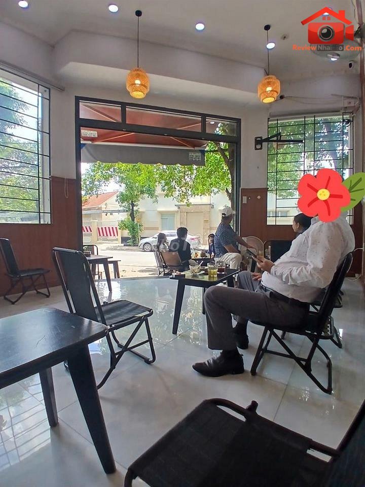Review nhà phố Quận Tân Phú – Mặt bằng kinh doanh góc 2 mặt tiền