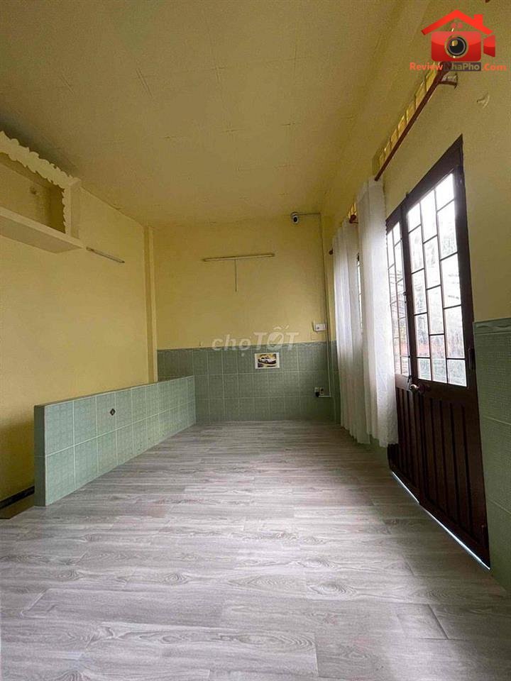 Review nhà phố 2 phòng ngủ tại đường Âu Cơ, quận Tân Phú, TP.HCM