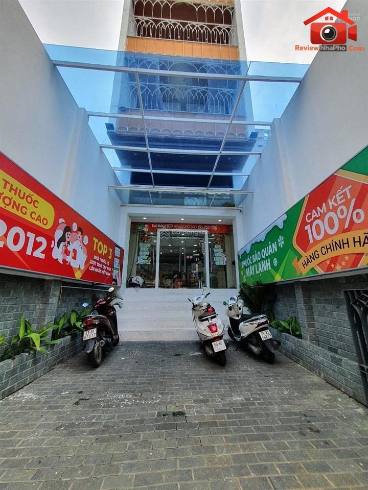 Review nhà phố TP.HCM 662 Lạc Long Quân, 118m², giá 28 tỷ