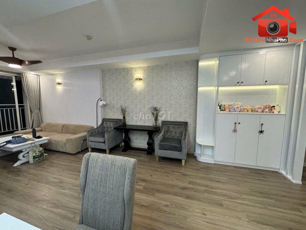 Review nhà phố Quận Tân Phú TP.HCM – thiết kế đẹp, tiện nghi đa dạng