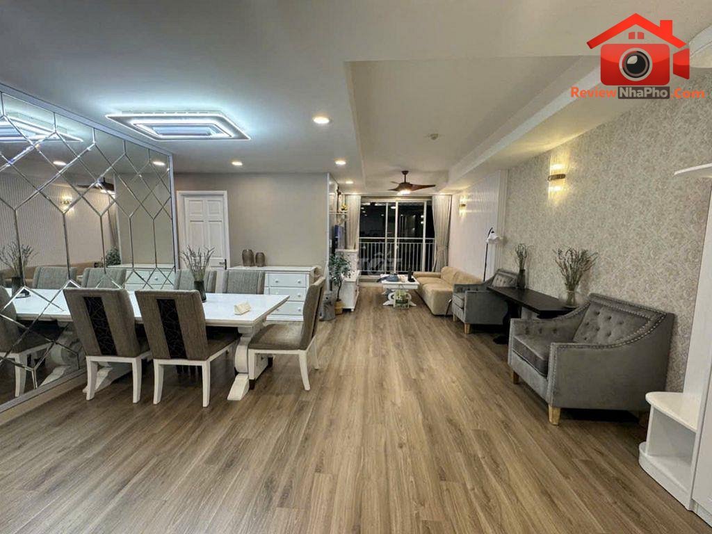 Review nhà phố Quận Tân Phú TP.HCM – thiết kế đẹp, tiện nghi đa dạng
