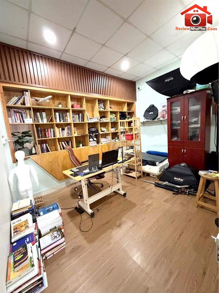 Review nhà phố TP.HCM hẻm ô tô, 3 phòng ngủ chỉ 4 tỷ