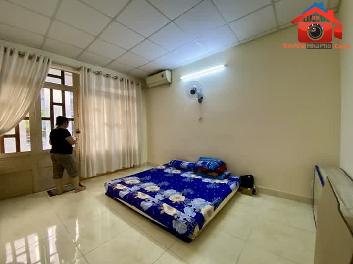 Review nhà phố Tân Phú Hồ Chí Minh, hẻm xe hơi 50m… – Bán nhà mặt phố Quận Tân Phú – TP Hồ Chí Minh giá BÁN 5 – 7 tỷ
