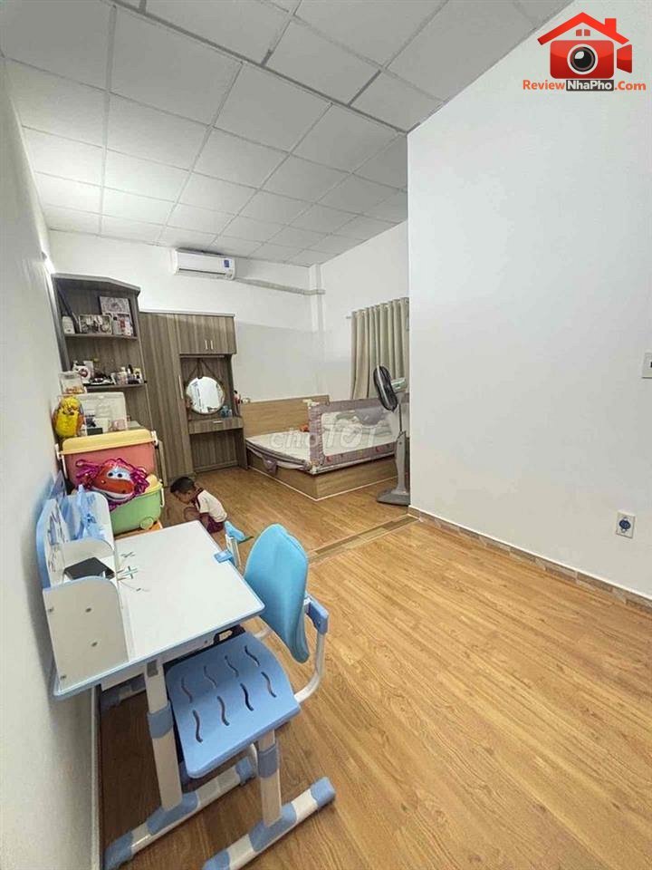 Review nhà phố Gò Dầu, Phường Tân Sơn Nhì, Quận Tân Phú, TP.HCM giá 5 tỷ