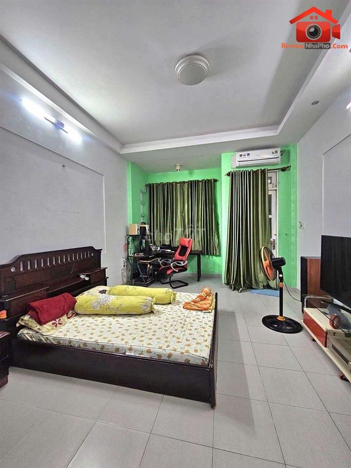 Review nhà phố TP.HCM khu vực đường Tên Lửa Quận Bình Tân giá 8.5 tỷ