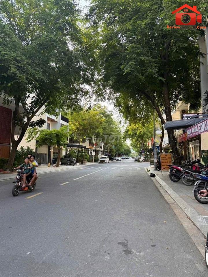 Nhà phố 5 lầu giá 28.5 tỷ tại Quận Bình Tân, TP.HCM
