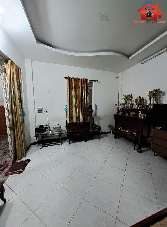 Bán nhà mặt tiền Phổ Quang Tân Bình TP.HCM sổ nở hậu diện tích 185m2