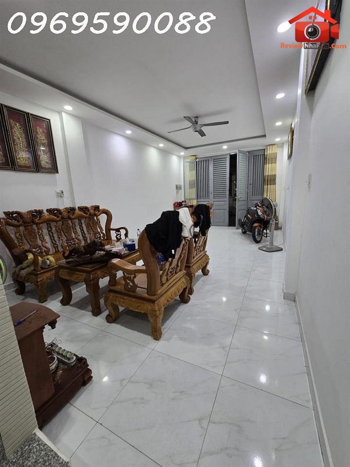 Review nhà phố Tân Phú 4 tầng đối diện AEON, giá 5.85 tỷ