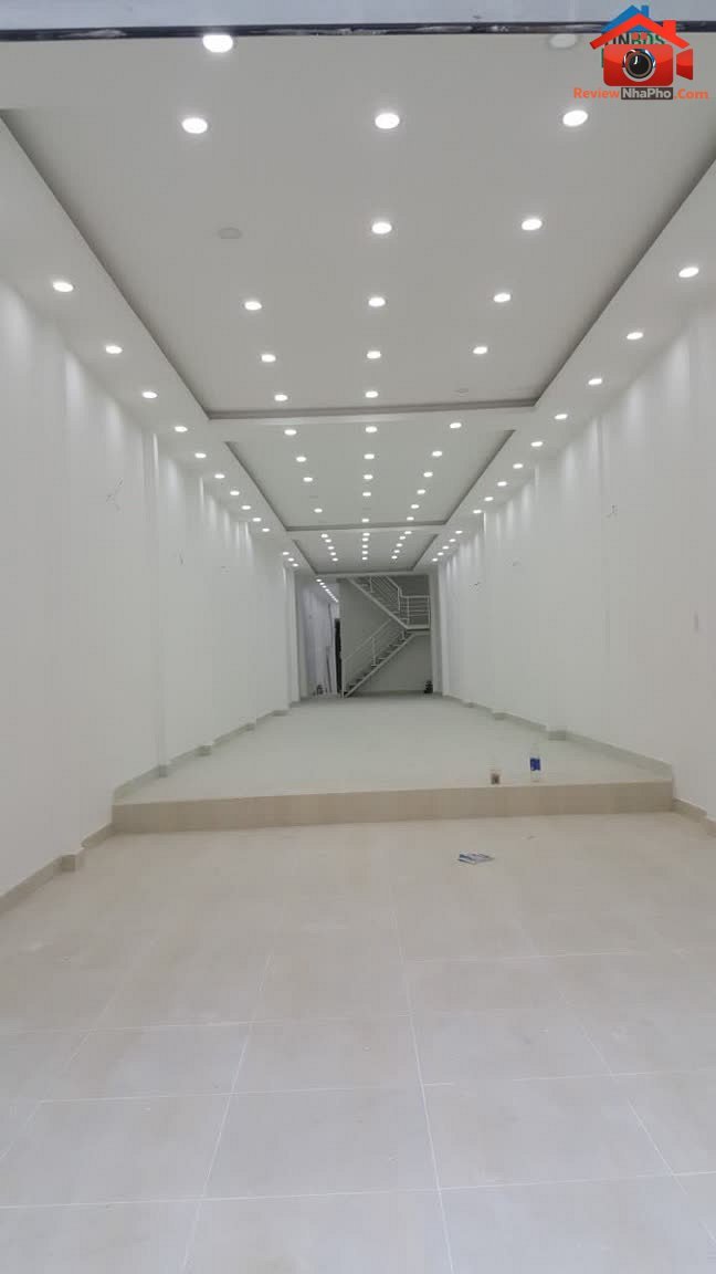 Đánh giá nhà phố 2 mặt tiền Cộng Hòa Quận Tân Bình TP.HCM