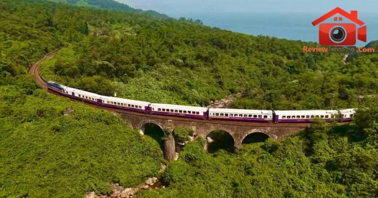 Chuyến tàu kết nối di sản miền Trung Việt Nam lọt top đẹp nhất thế giới
