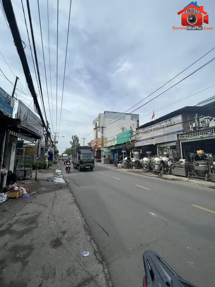 Review nhà phố Tân Phú 155m², mặt tiền Bình Long, giá 18 tỷ