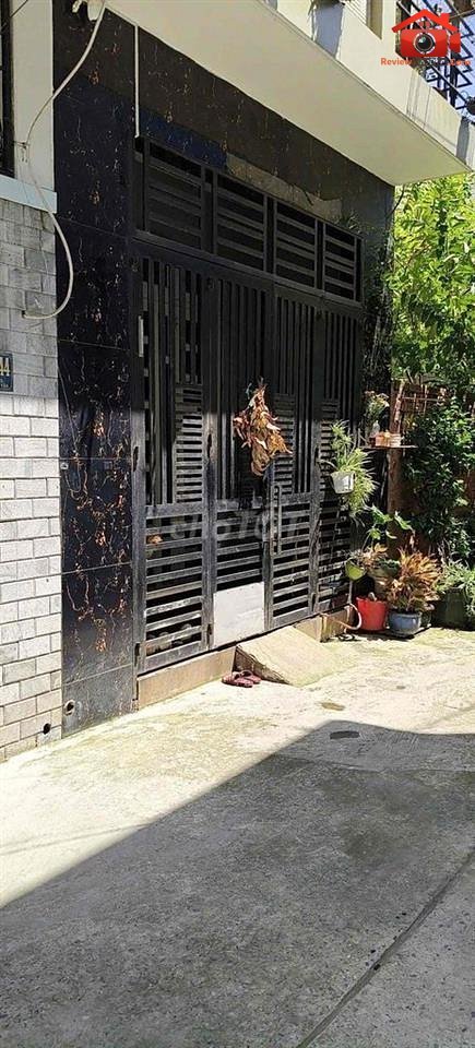 Phân tích nhà phố Quận Bình Tân TP.HCM – Nhà hẻm xe hơi 2 tầng giá 2.7 tỷ