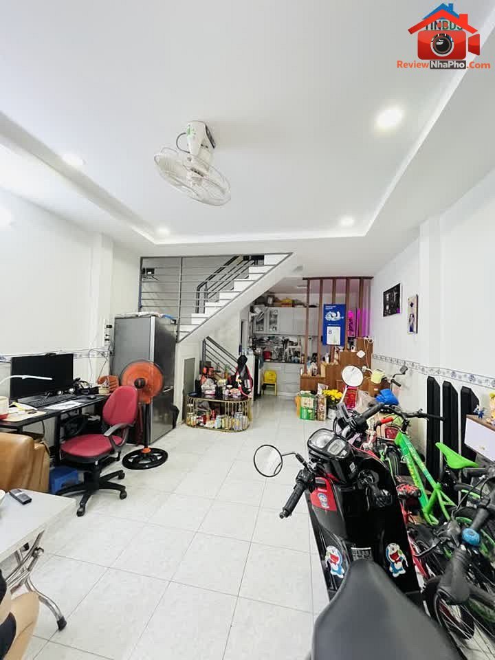 Review nhà phố Tân Phú TP.HCM – 2 tầng đẹp sổ đỏ chỉ 3.79 tỷ