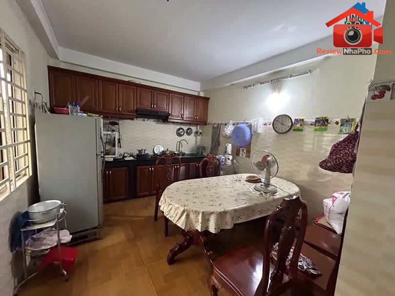 Review nhà phố TP.HCM – Bán nhà riêng Tân Phú 80m2 giá 10 tỷ