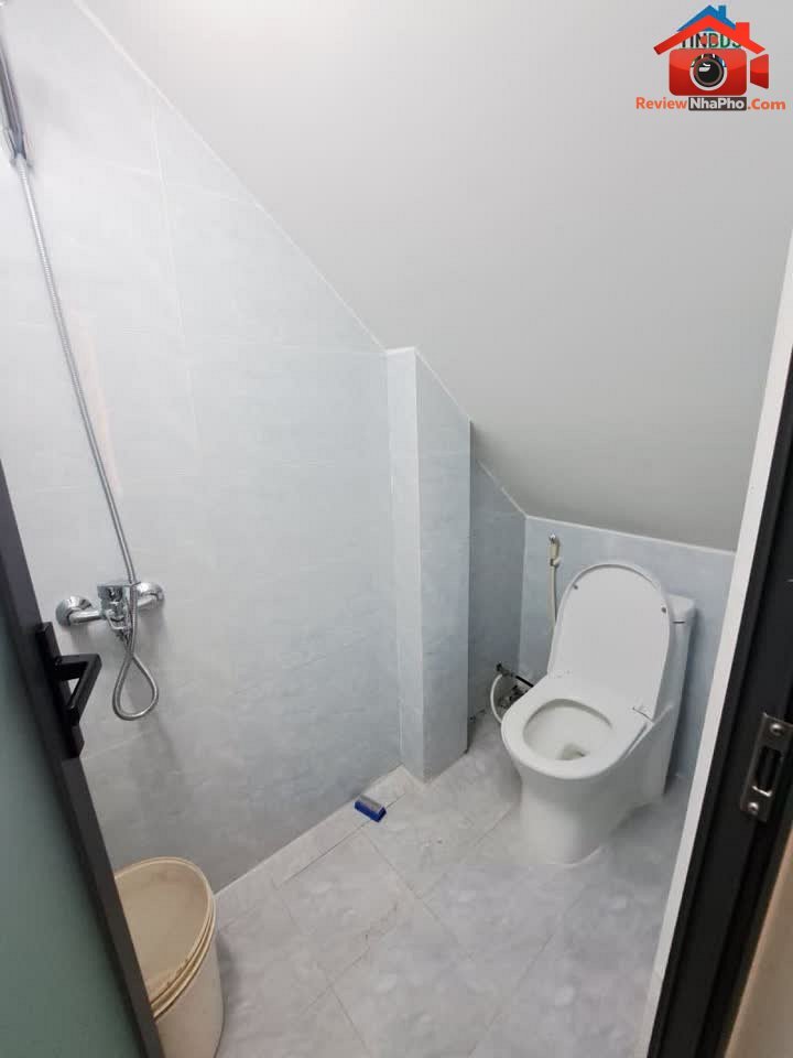 Nhà phố 3PN hẻm ô tô quận Bình Tân TP.HCM giá 5.65 tỷ