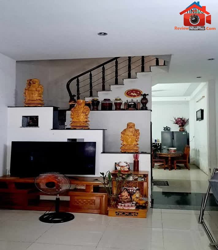 Review nhà phố Bình Tân 3 tầng, giá chỉ 4 tỷ, hẻm 6m Tỉnh Lộ 10
