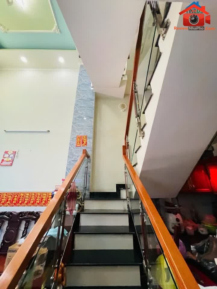 Review nhà phố TP.HCM giá 4.8 tỷ diện tích 40m² quận Bình Tân